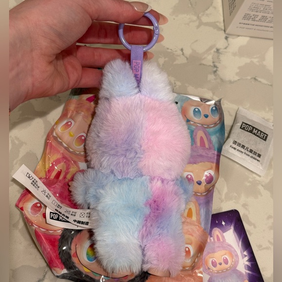 Popmart Labubu Big Into Energy - Picture 4 of 8